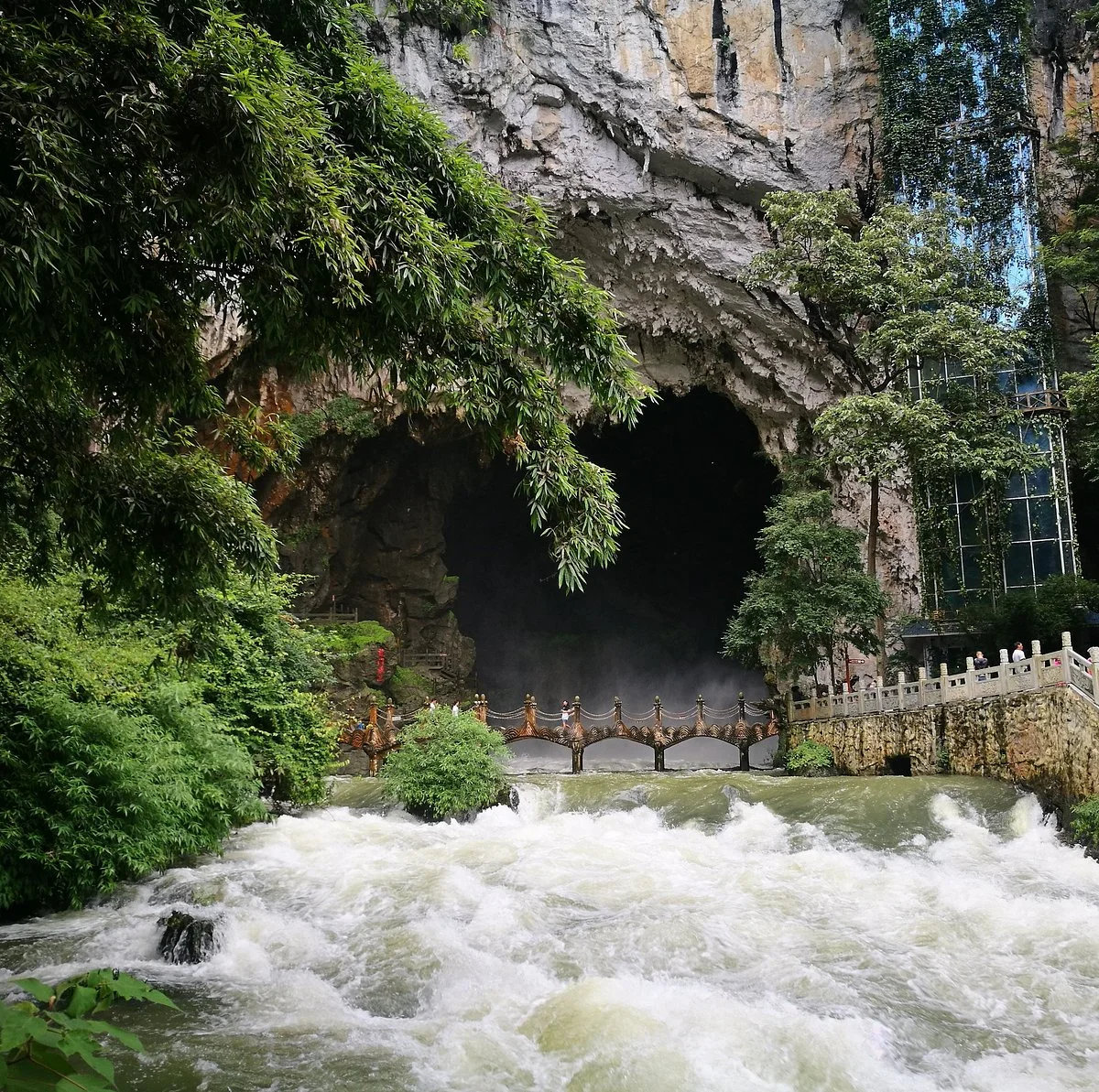 Longgong Caves (Dragon Palace)