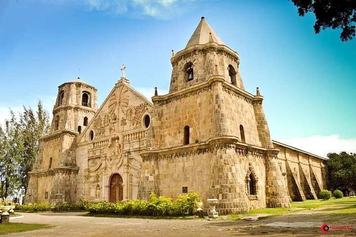 Santo Tomas de Villanueva Church