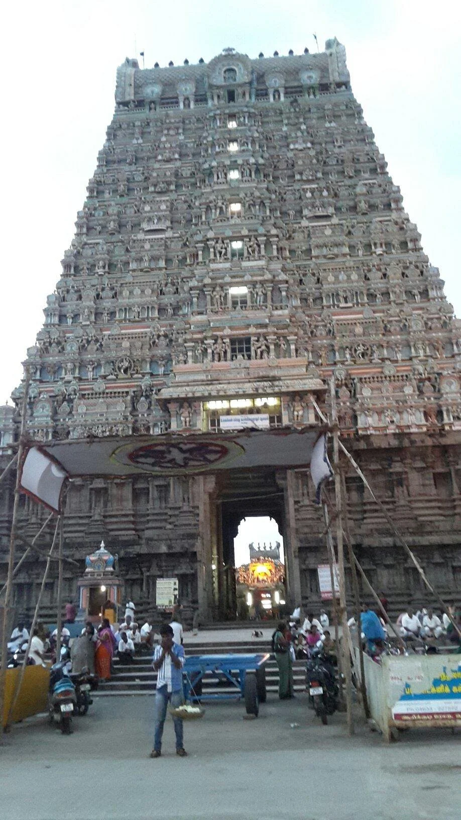 Allagammai Kashi Vishvanathar