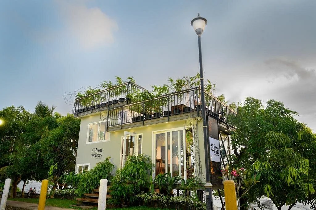 COPT Avenue Walkway