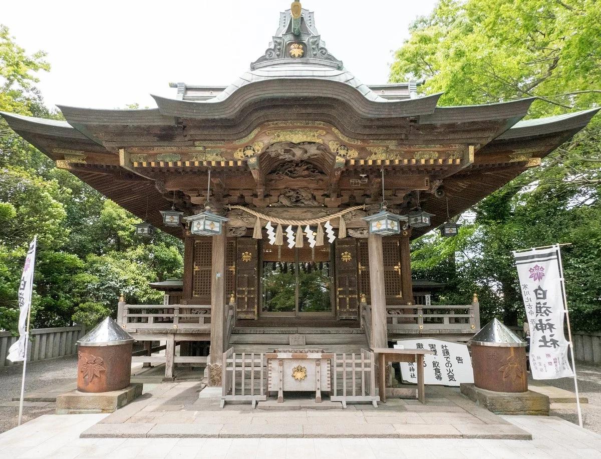 Shirahata Shrine