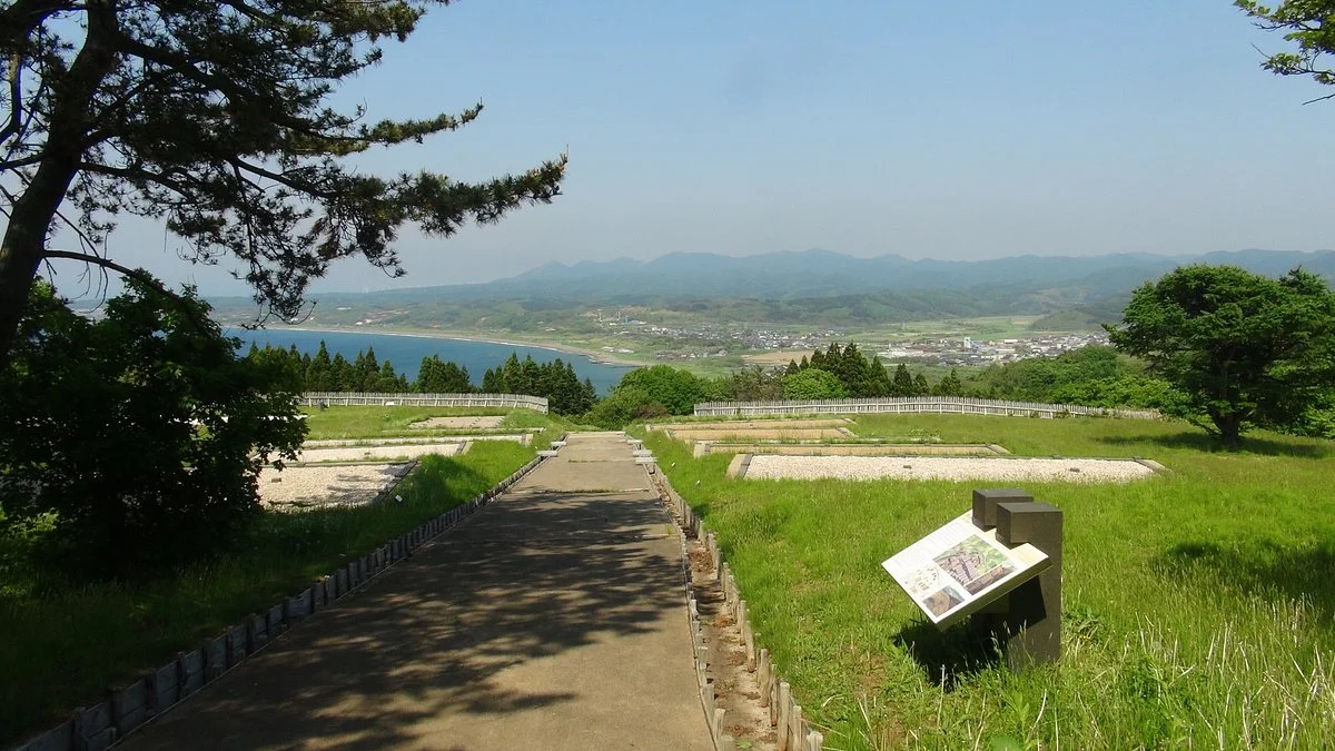 Kaminokunidate Remains - Remains of Katsuyamakan