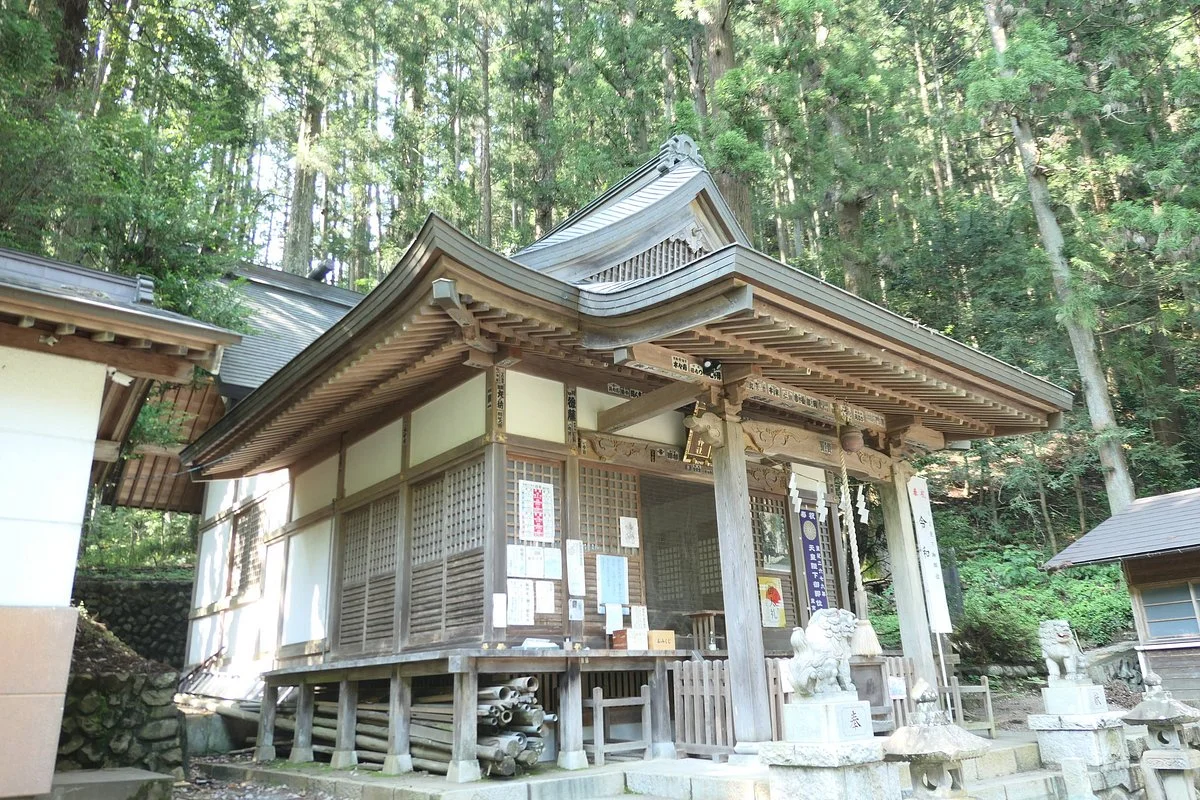 Kuzuryu Shrine