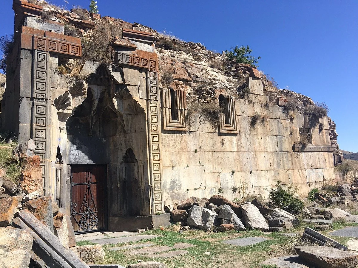 The Monastery of Nekhuts