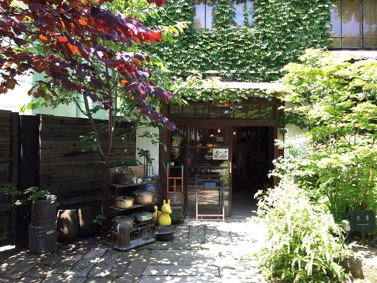 Okeba Gallery & Shop