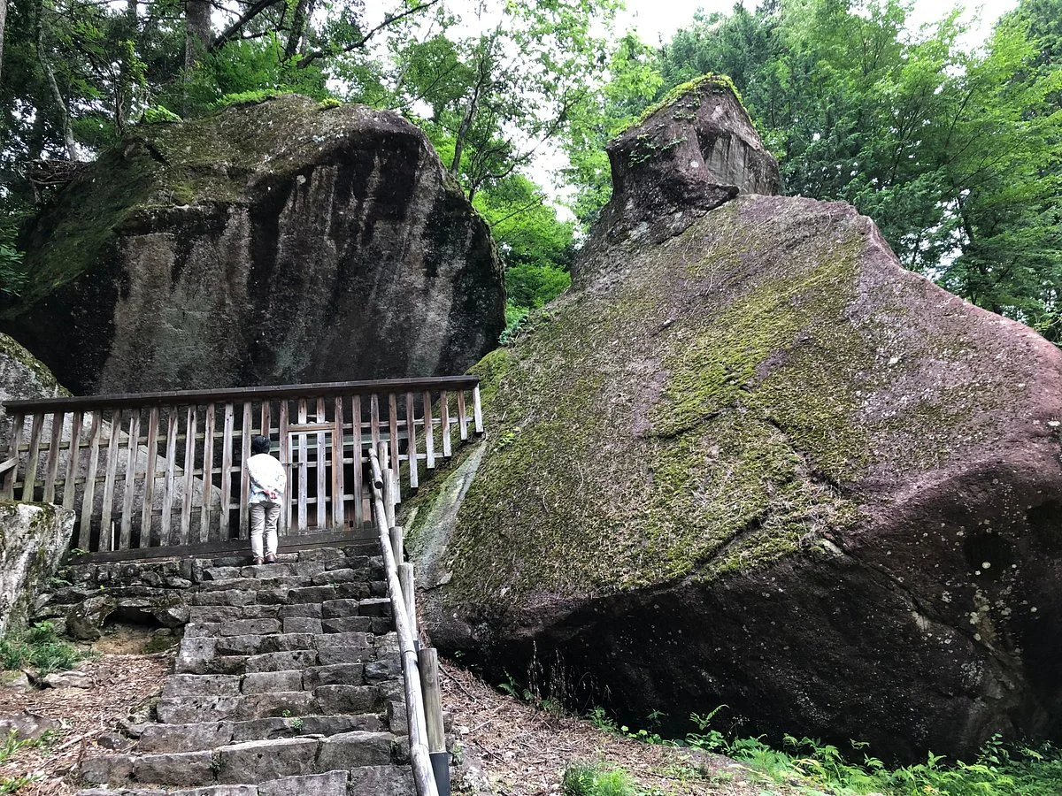 Kanayama Kyosekigun