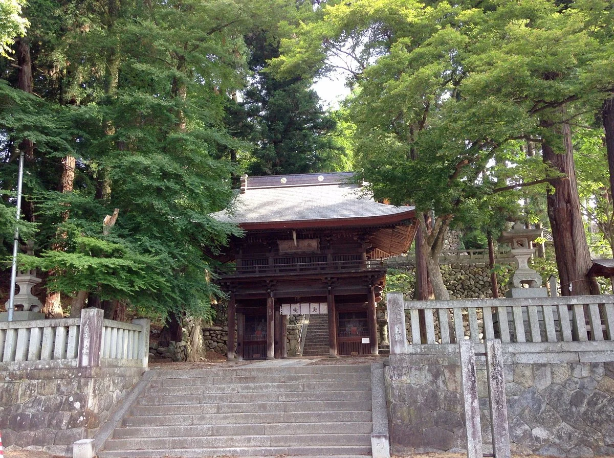 Omiya Suwa Shrine