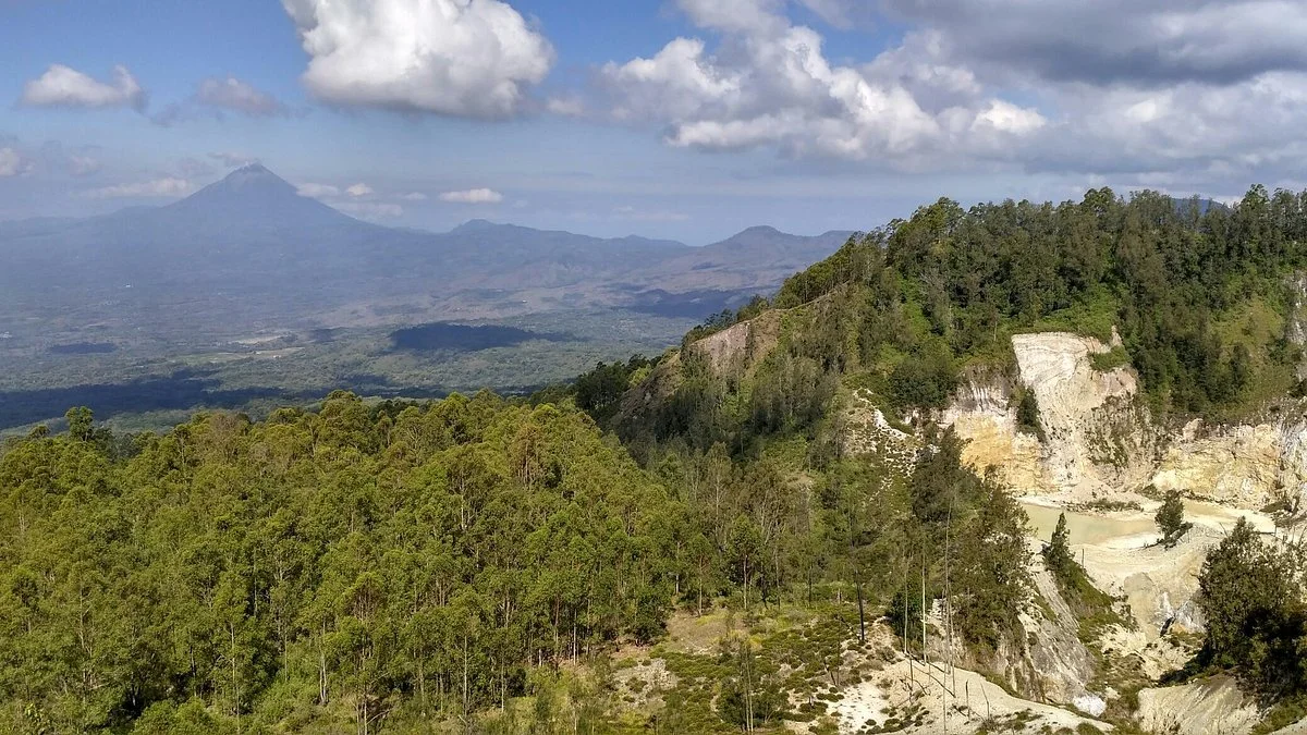 Wawo Muda Lakes