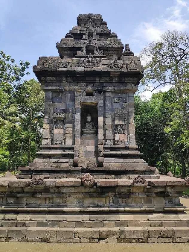 Merak Temple