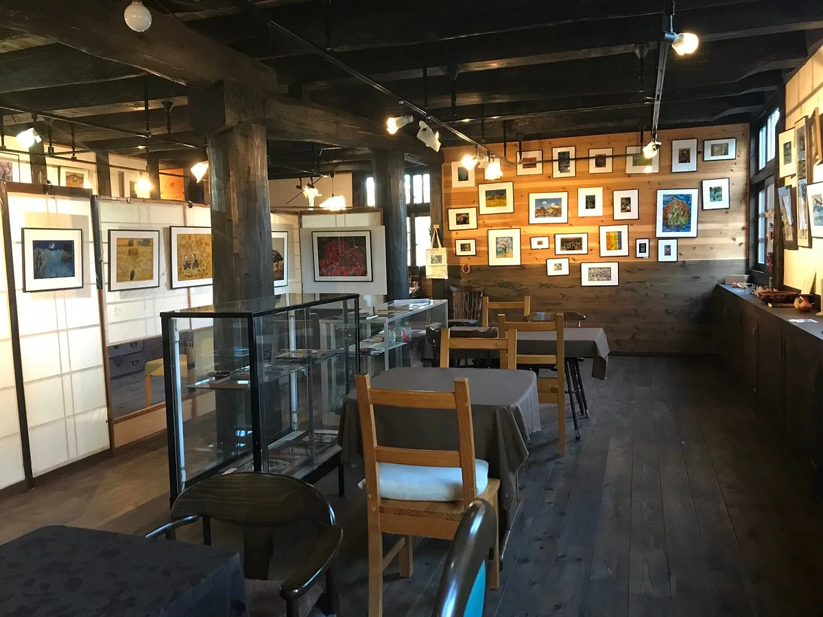 Amagamori Glass Painting Museum