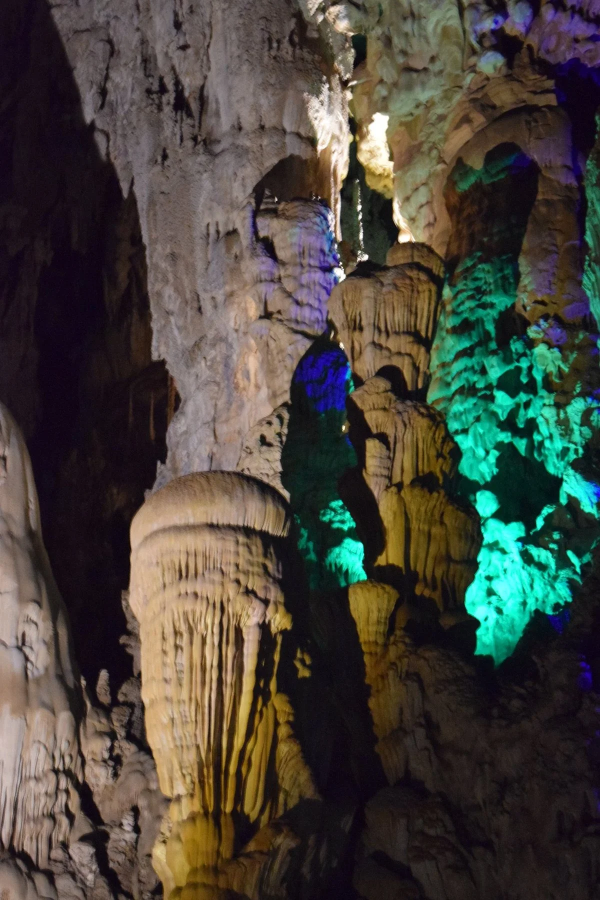 Phu Pha Phet Caves
