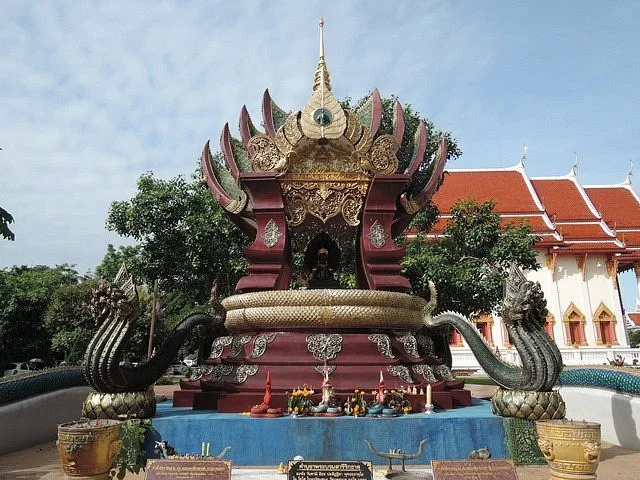 Si Maha Pho Tree