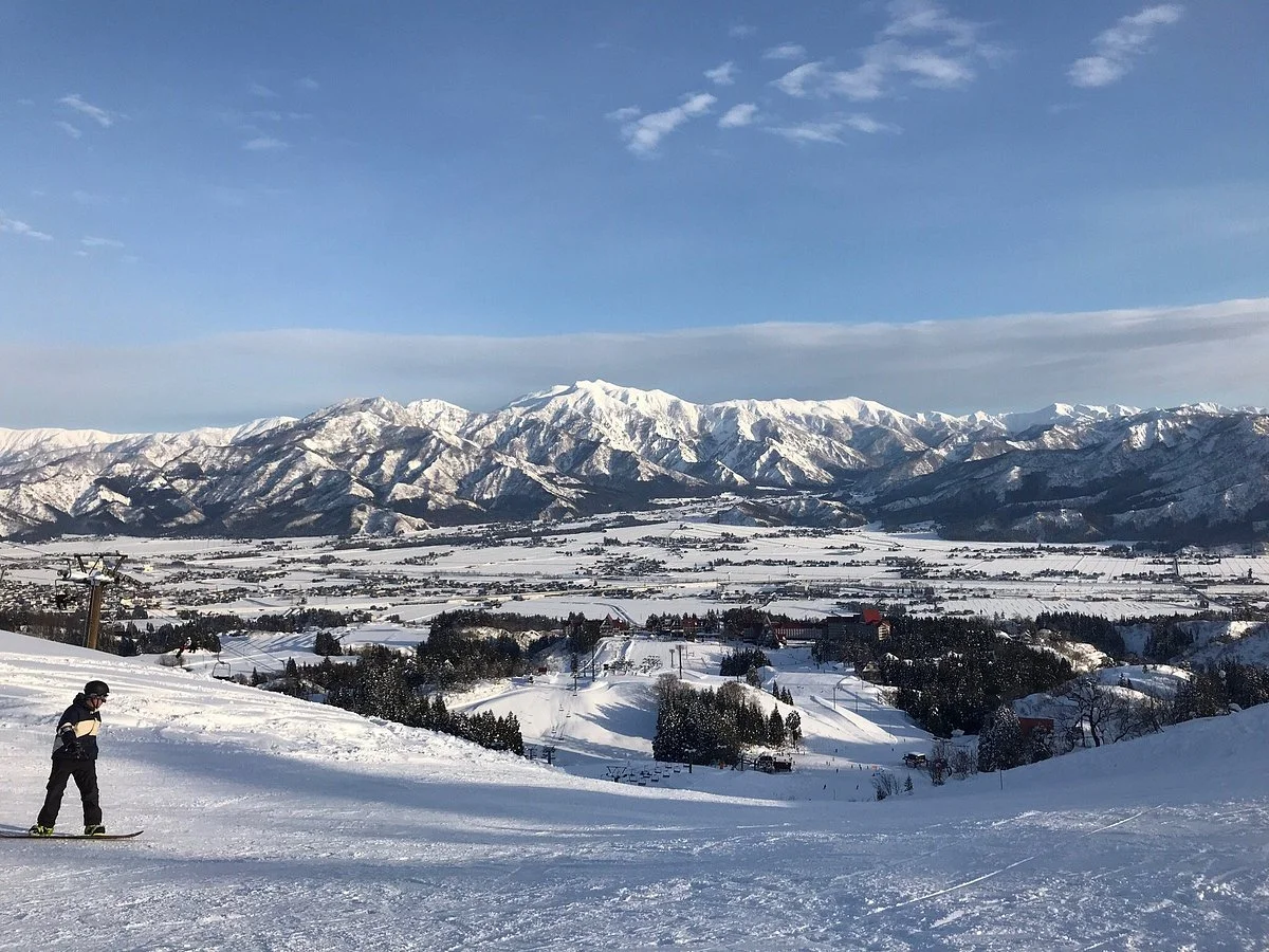 Jyoetsu International Ski Area