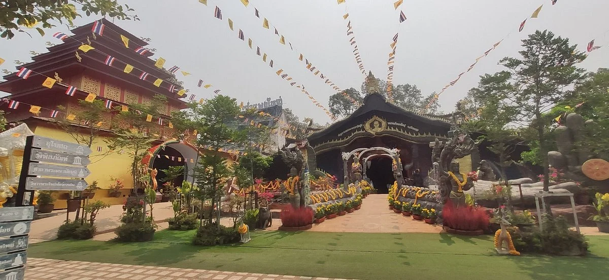 Prasat Wat Sa Kamphaeng Yai