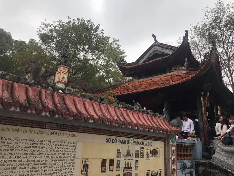 Ba Chua Kho Temple
