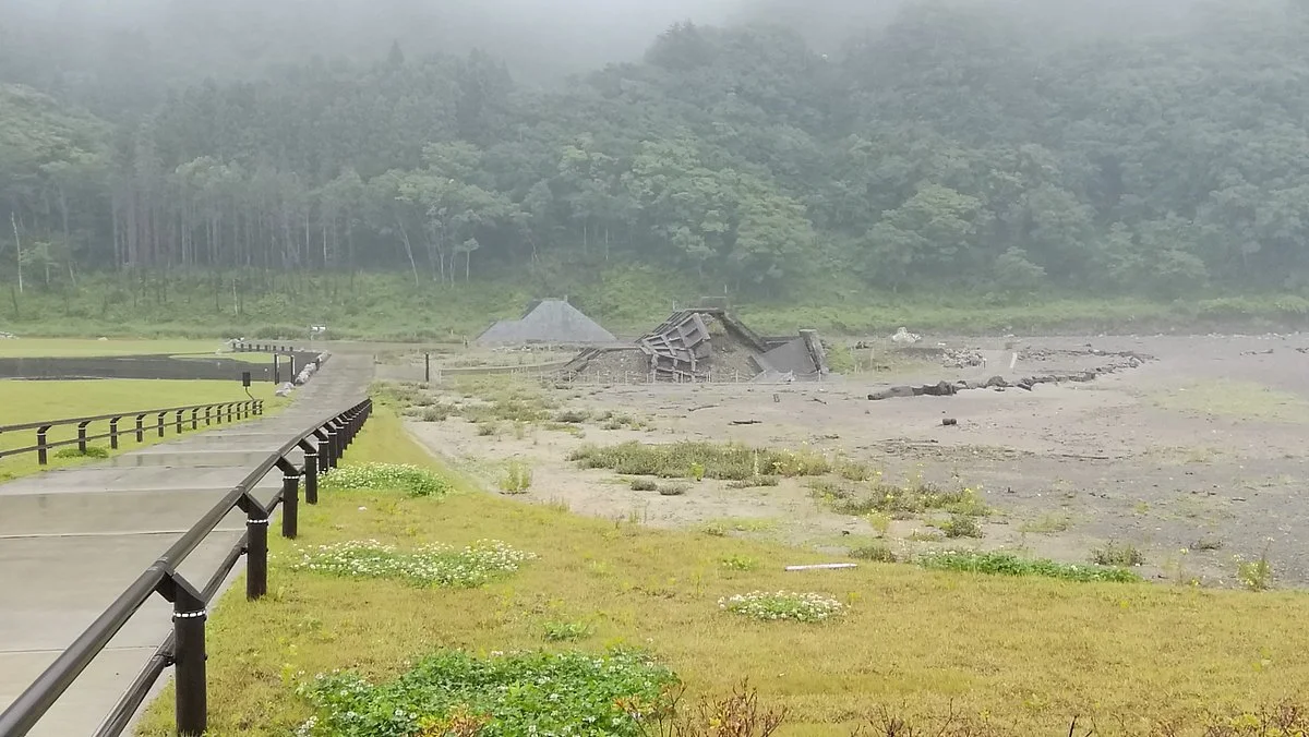 Aketo Kaigan Bochotei