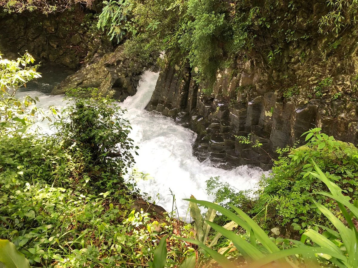 Deai-daru Falls Kawazu Nanadaru Waterfalls