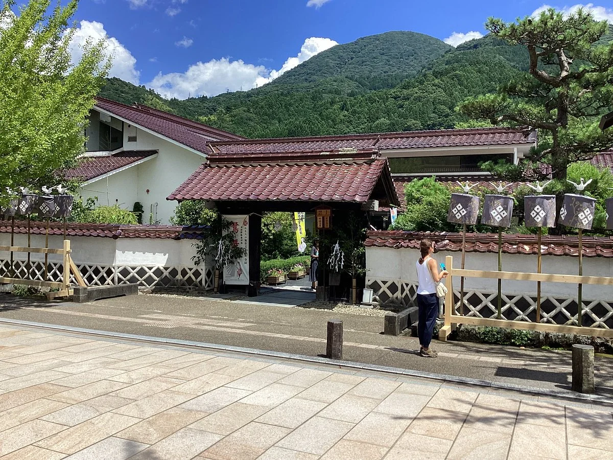 Tsuwanocho Hommachidori