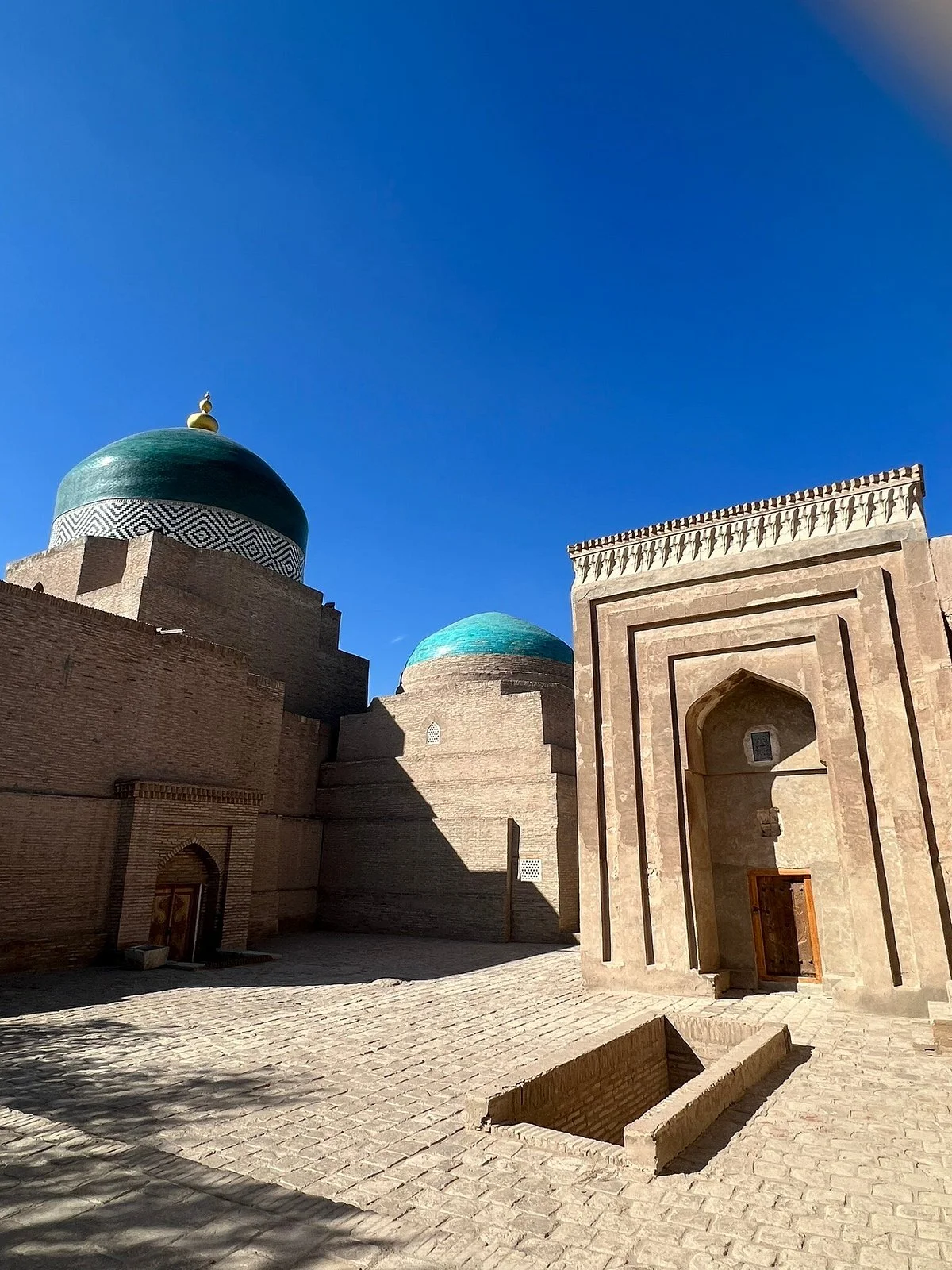 Pakhlavan Makhmud Mausoleum