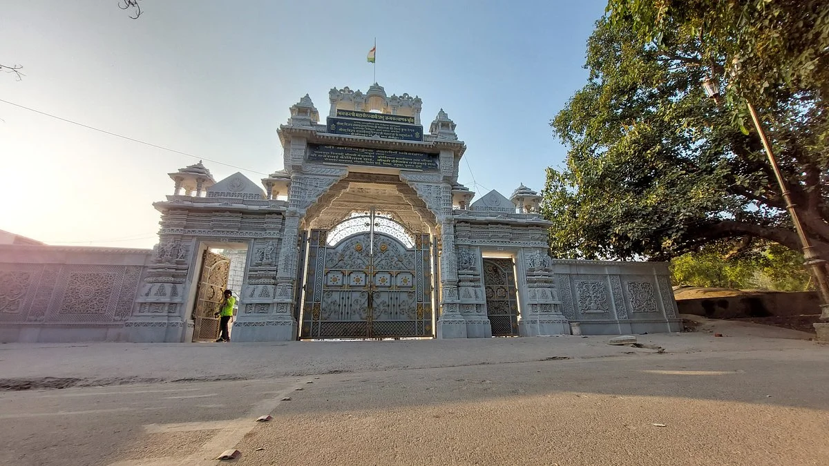 Lachhuar Jain Temple
