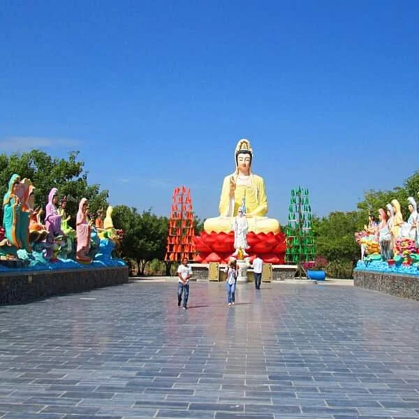 Phat Hoc 2 Pagoda