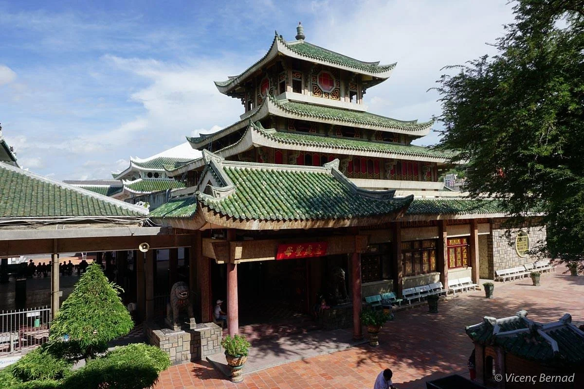 Ba Chua Xu Temple