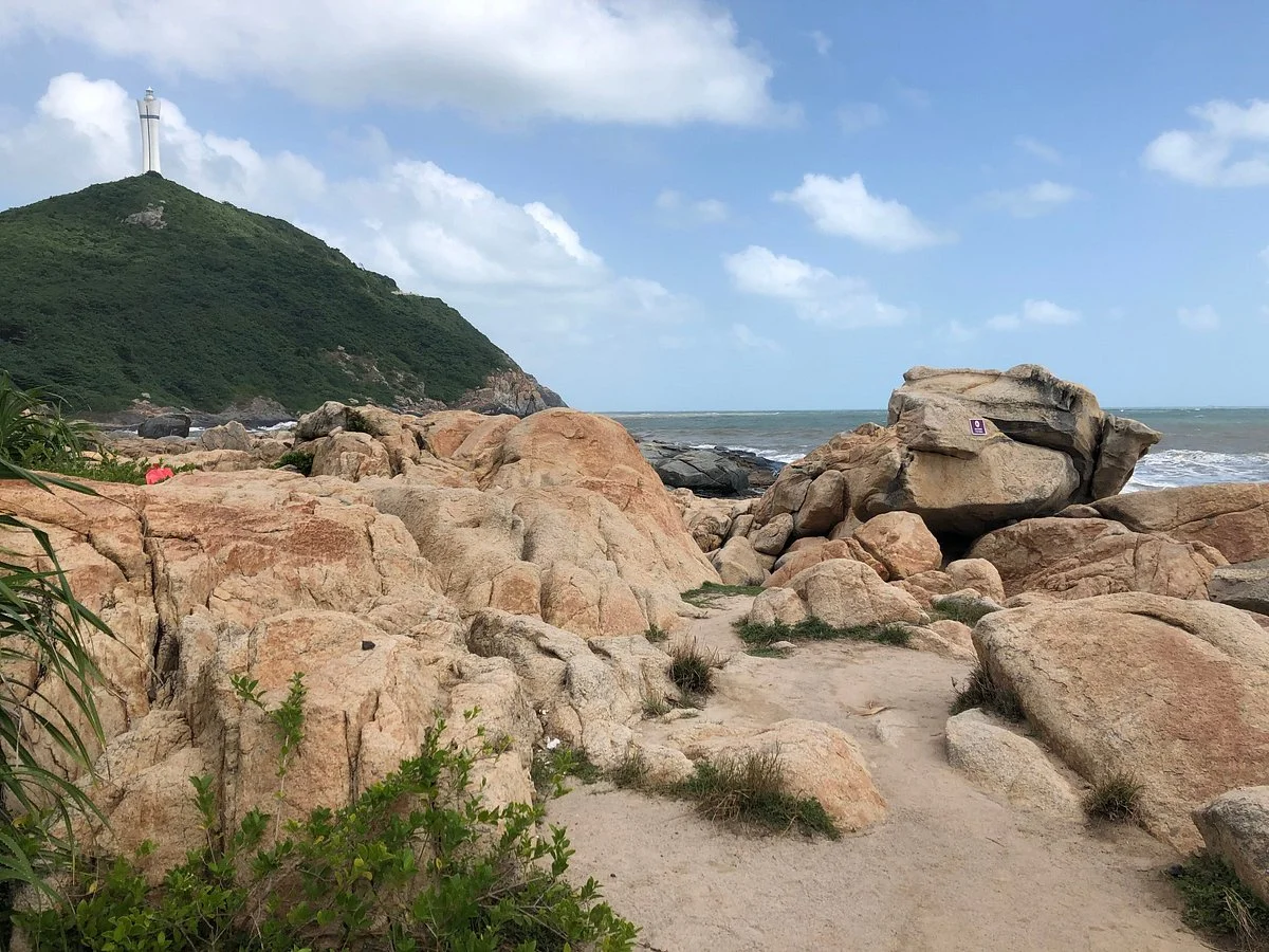 Tonggu Ridge