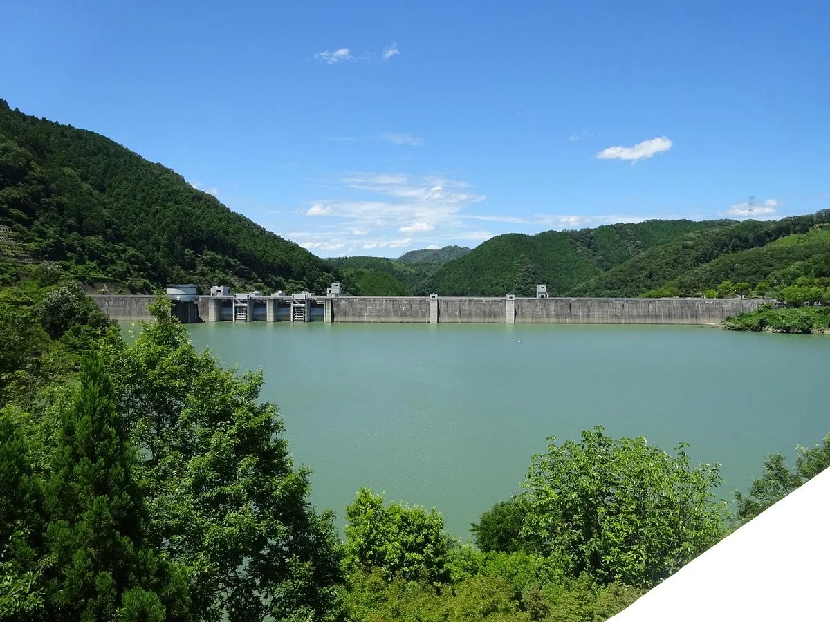 Hiyoshi Dam