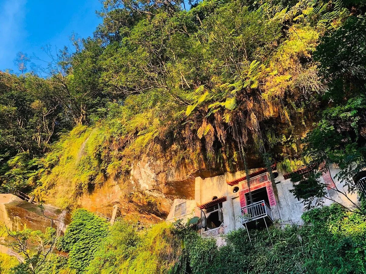 Yinhe Cave