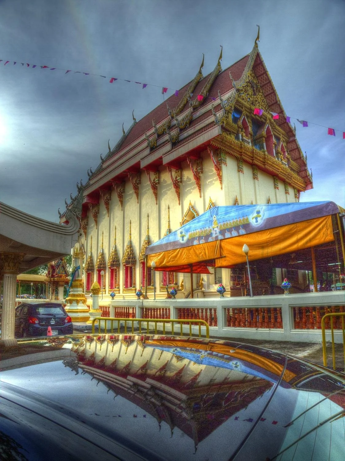 Wat Nam Mong