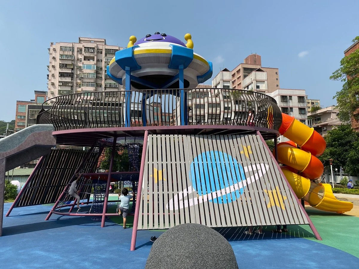 Dongsheng Park