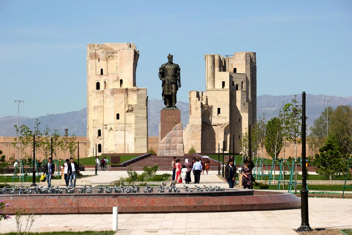 Statue of Amir Timur