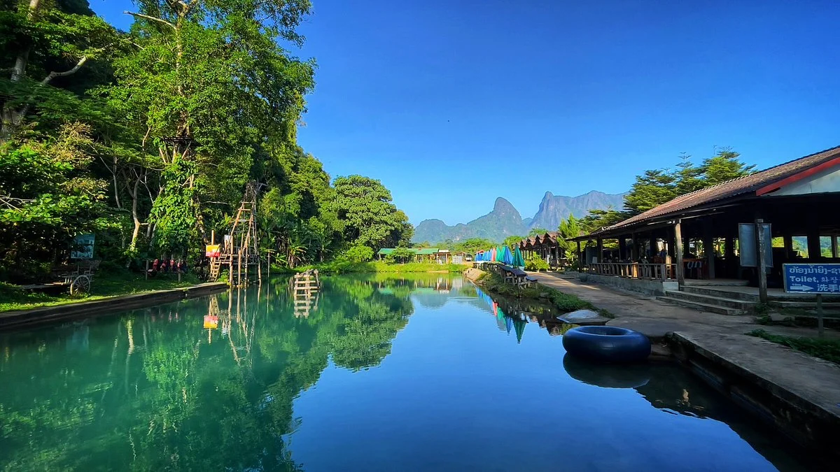 Blue Lagoon 3