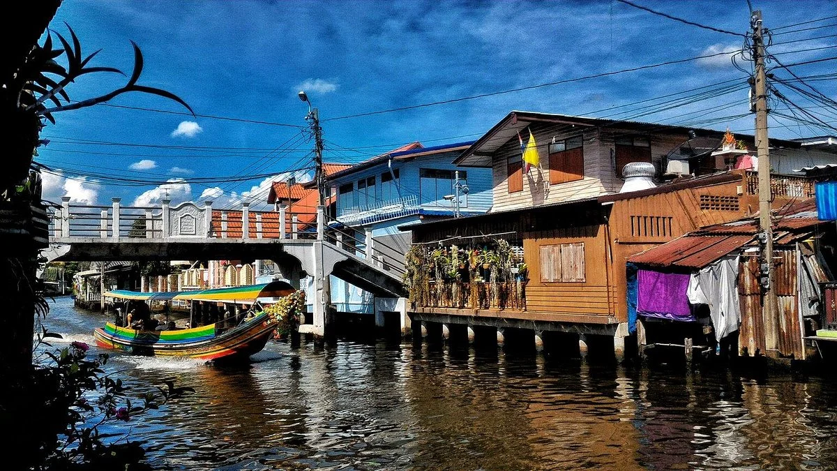 Khlong Bang Luang Artist House