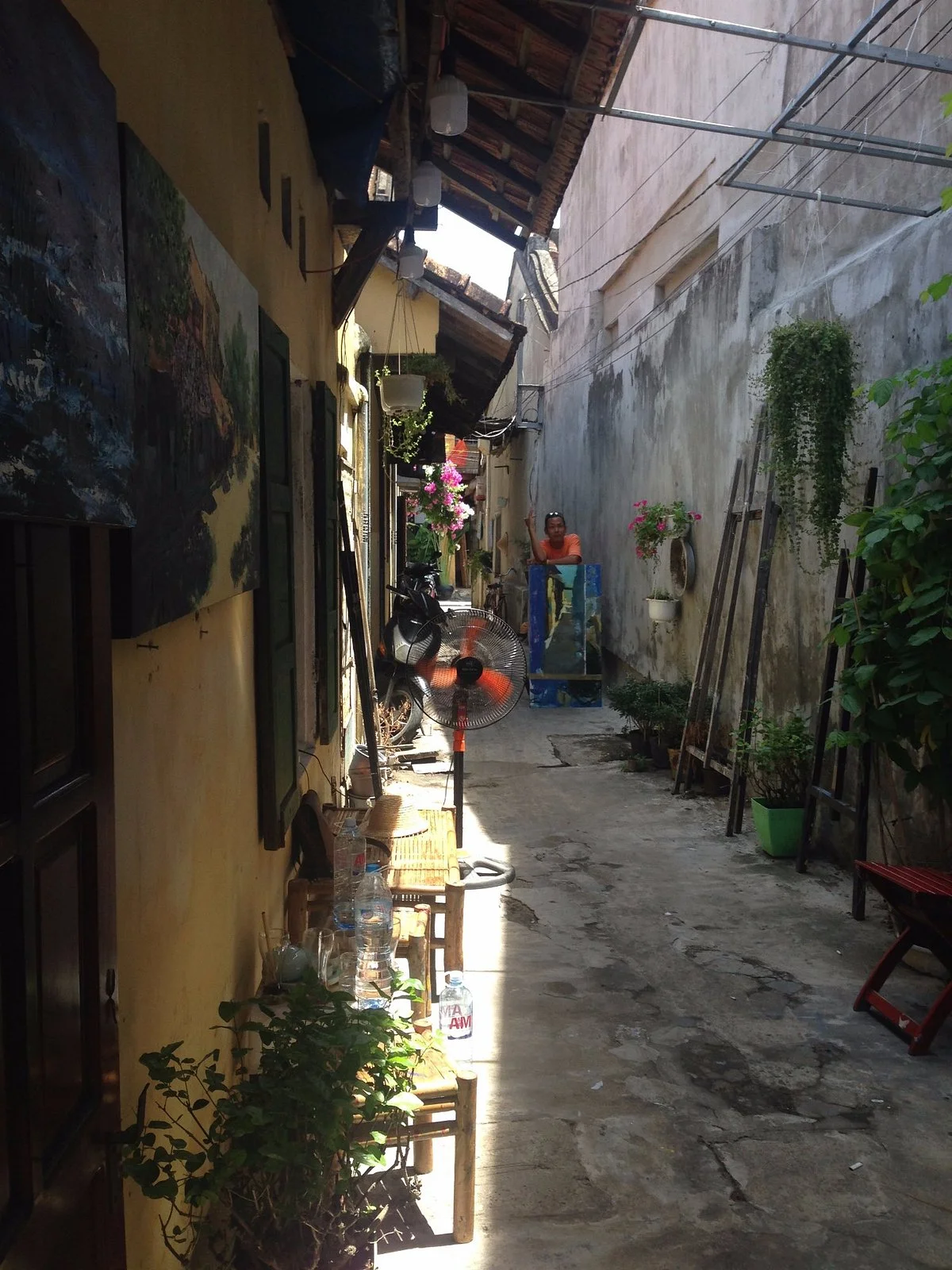 ALLEY Artist House
