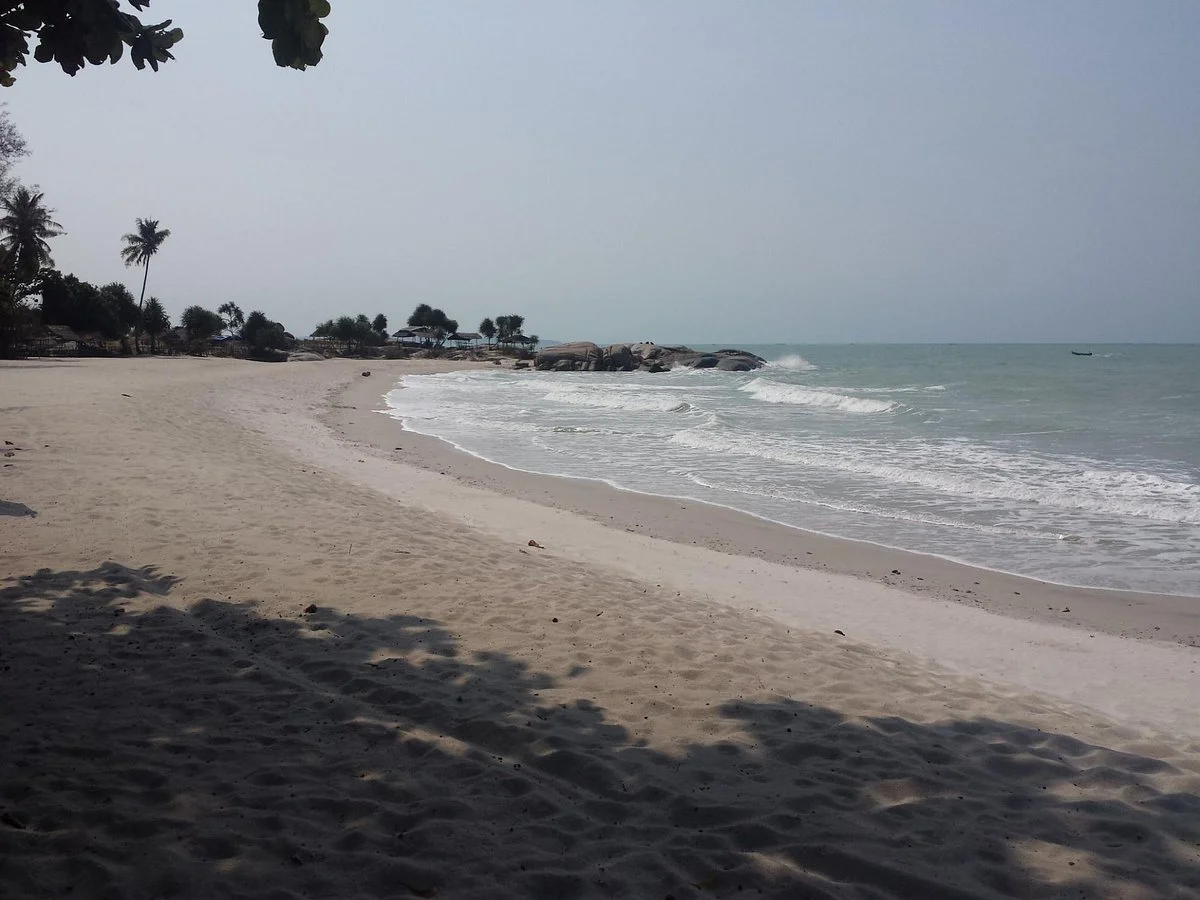 Kerasak Peninsula Beach
