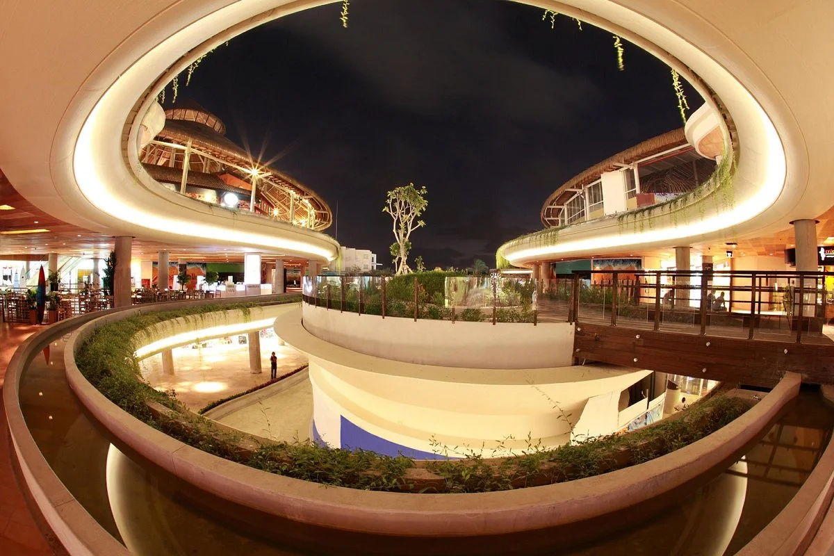 Beachwalk Shopping Center