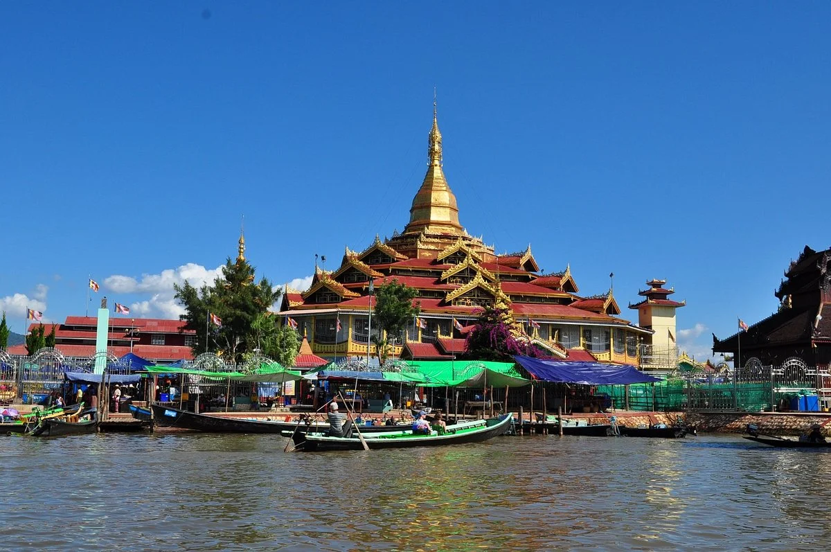 Hpaung Daw U Pagoda