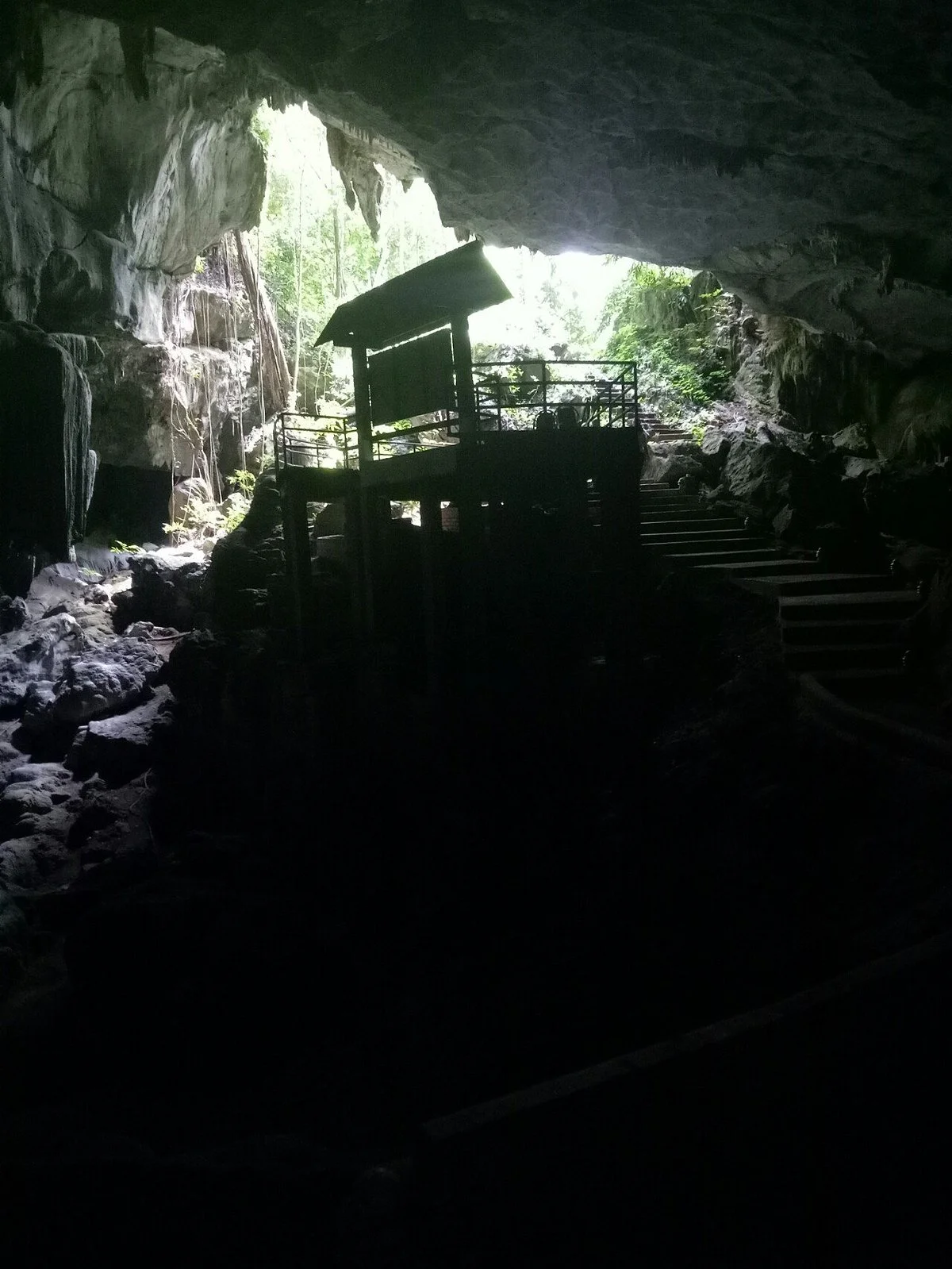 Kamin Cave