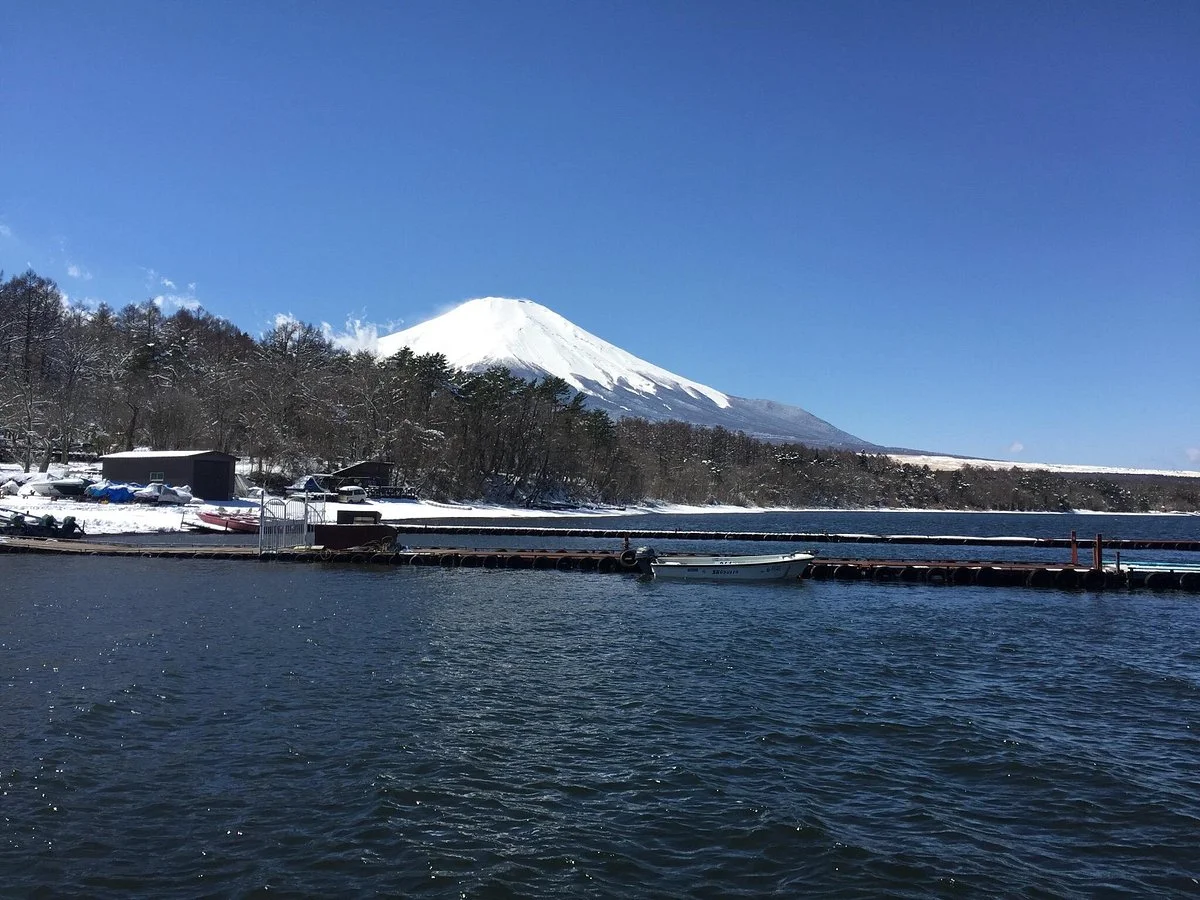 Lake Yamanaka Photo Gallery