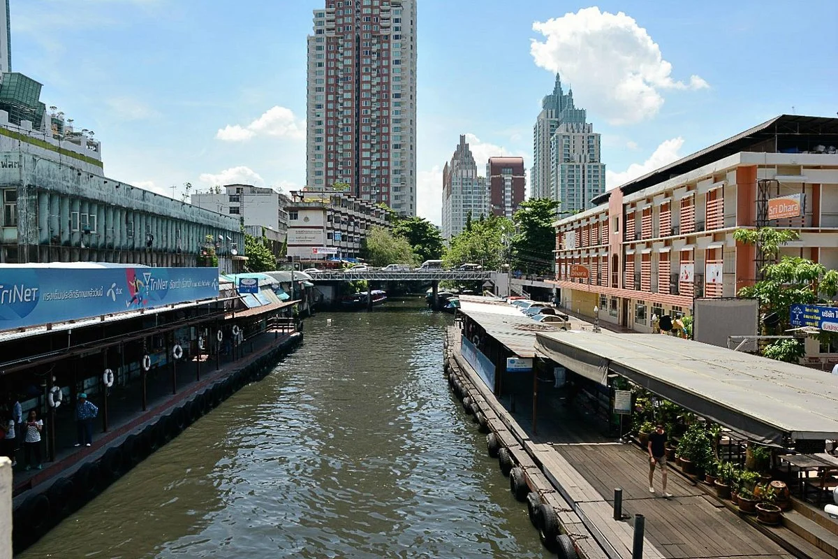 Khlong Saen Saep Boat Service