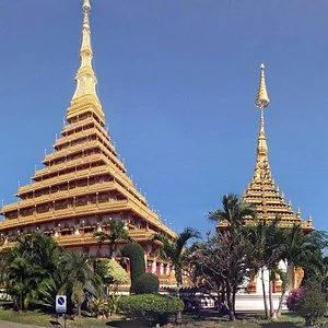 Church of Wat Sa Thong Ban Bua