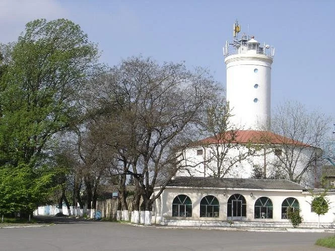 Mayak (Lighthouse)