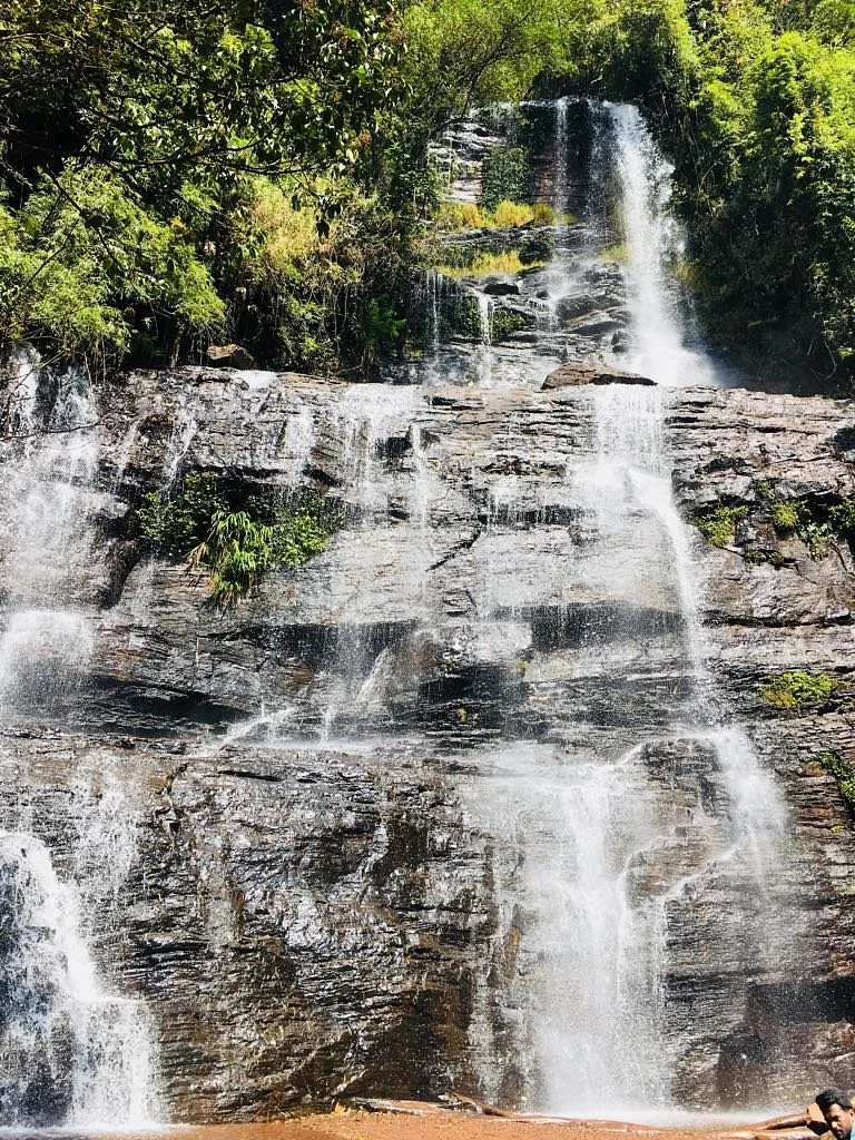 Jhari Waterfalls