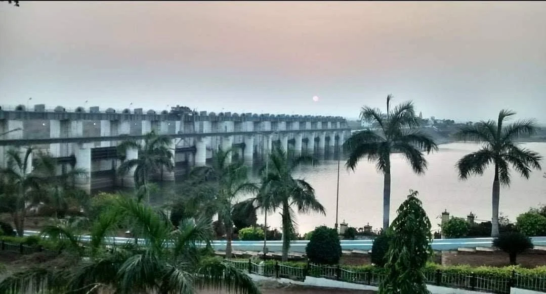 Mallavaram Dam