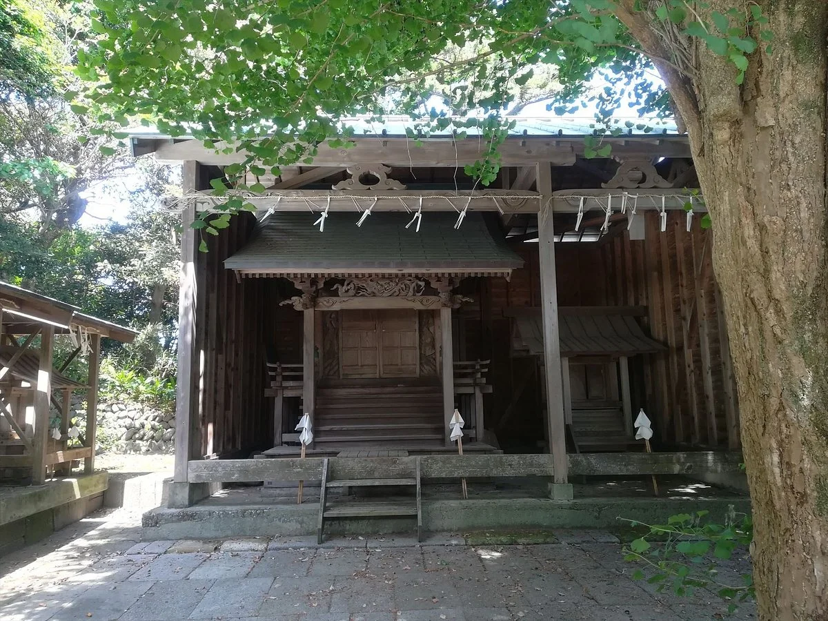 Omonemame Sawa Kiinochi Shrine