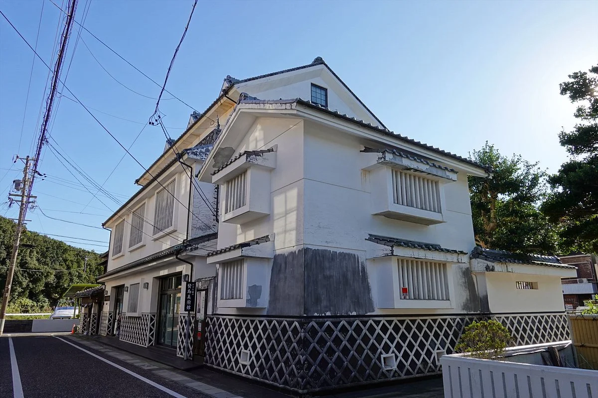 Kashikojima Small Warehouse Museum