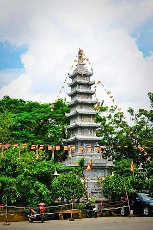 Chua Vinh Nghiem