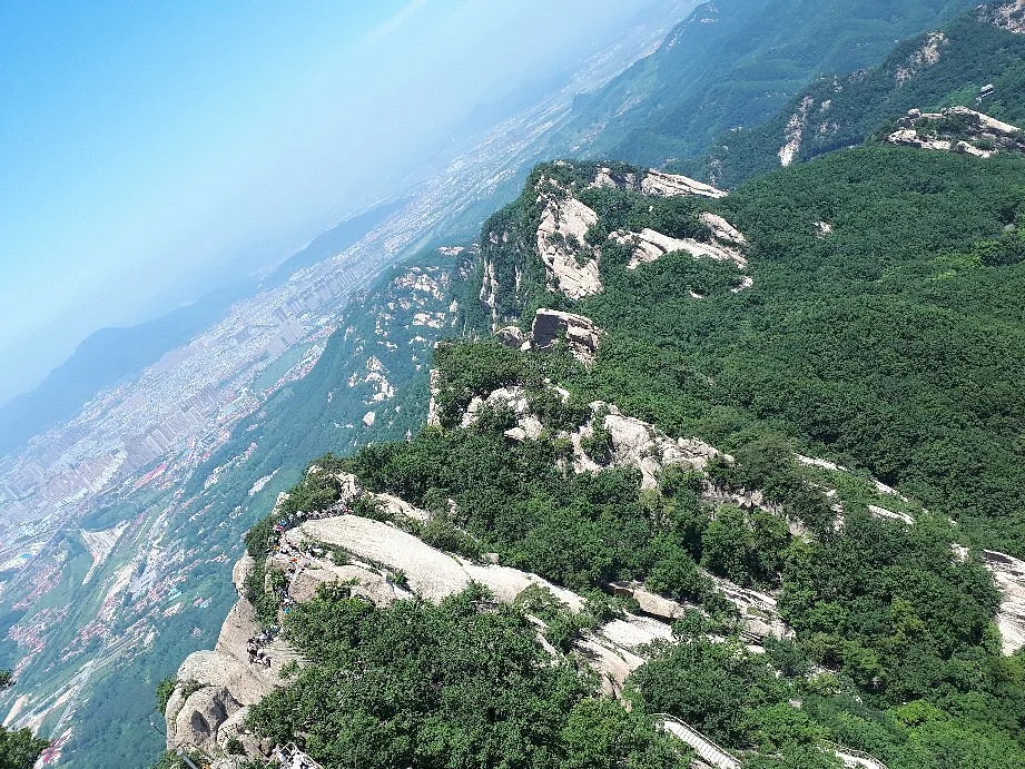 Fengcheng Fenghuang Mountain Scenic Resort