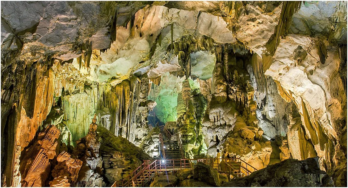 Tien Son Cave
